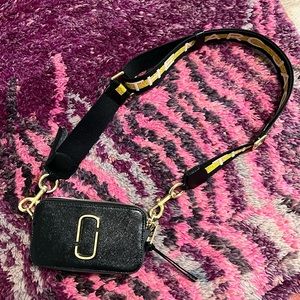 *BARELY USED* Marc Jacobs Snapshot Purse